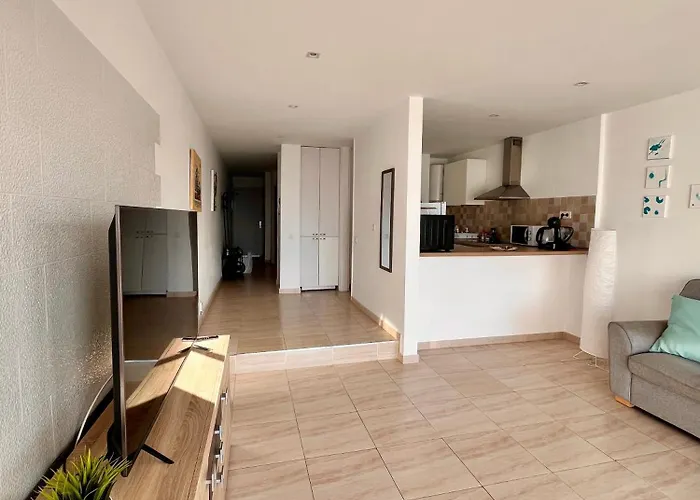 Ocean Terrace Apartment *